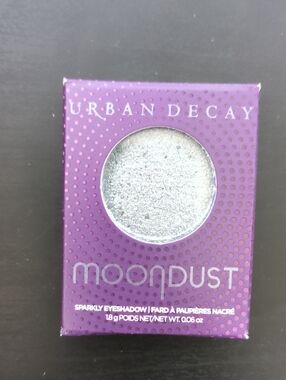Urban Decay Moondust single